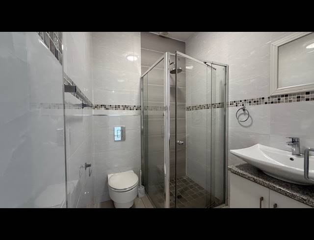 2 BEDROOM APARTMENT RENTED IN MORNINGSIDE